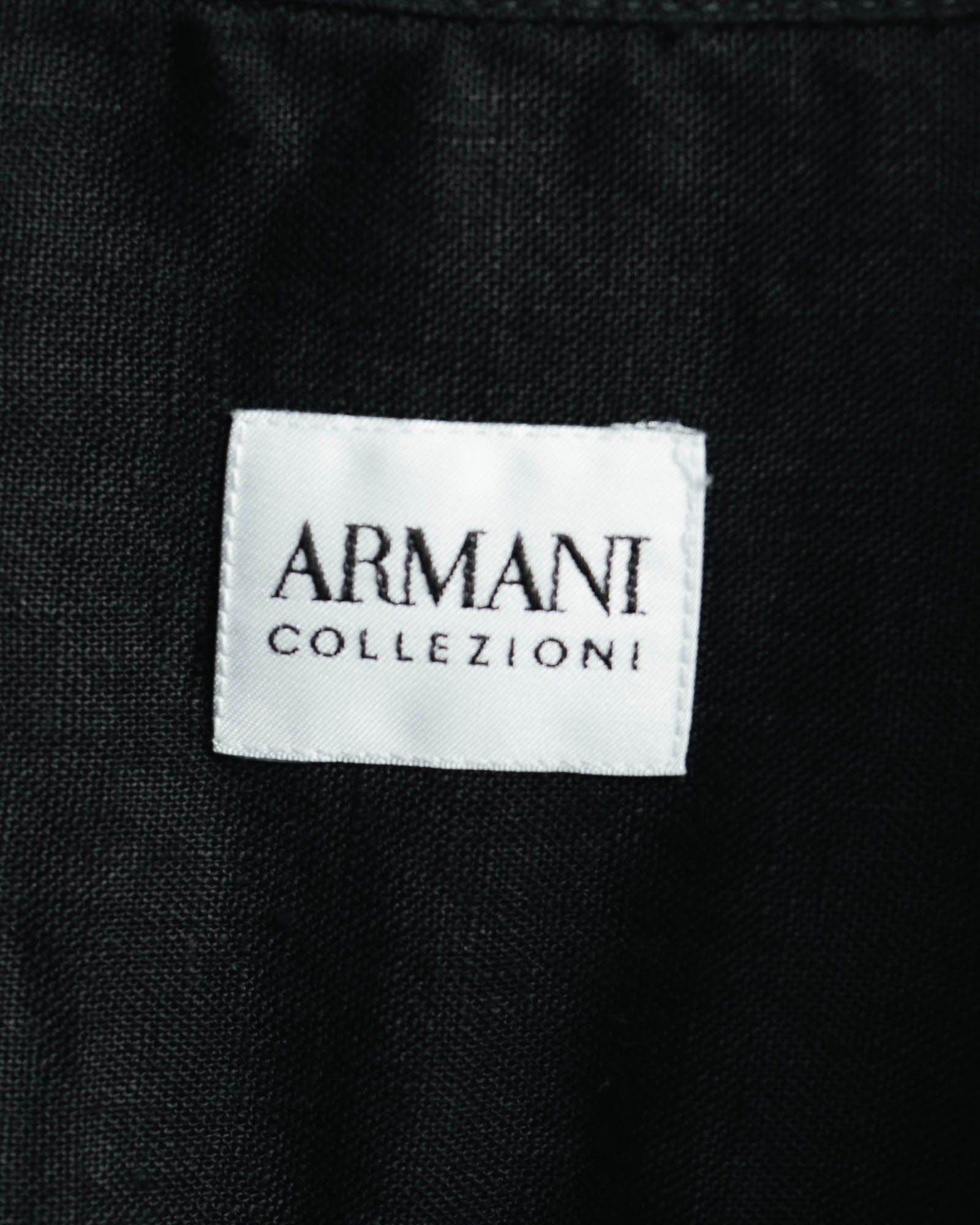 -MOOD MILLÉSIMES- 00’s black linen epaulet half-sleeve shirt by “ARMANI COLLEZIONI”