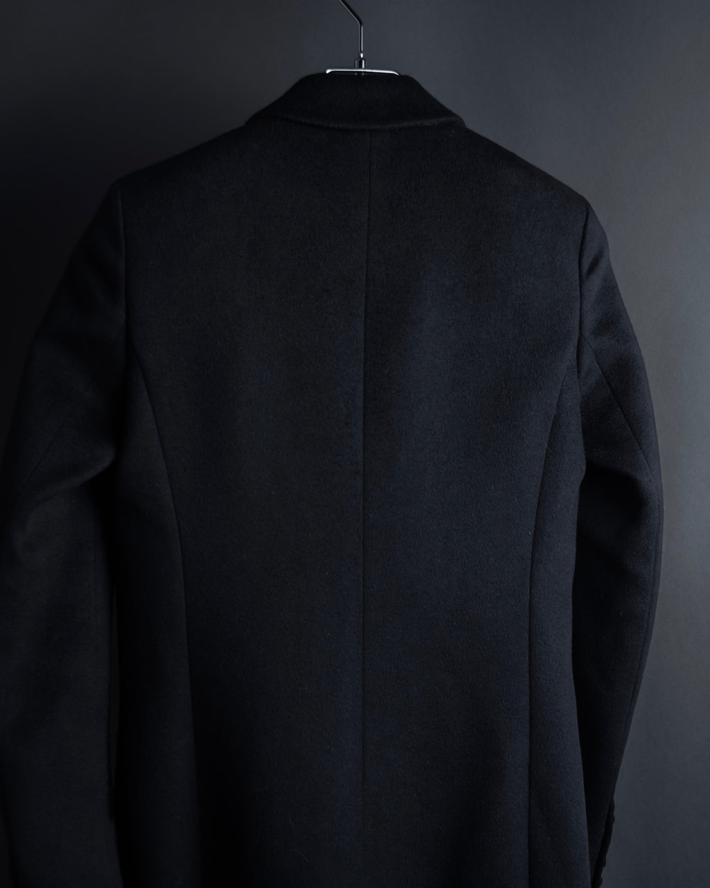 "GUCCI" Michele period linear silhouette wool chester coat