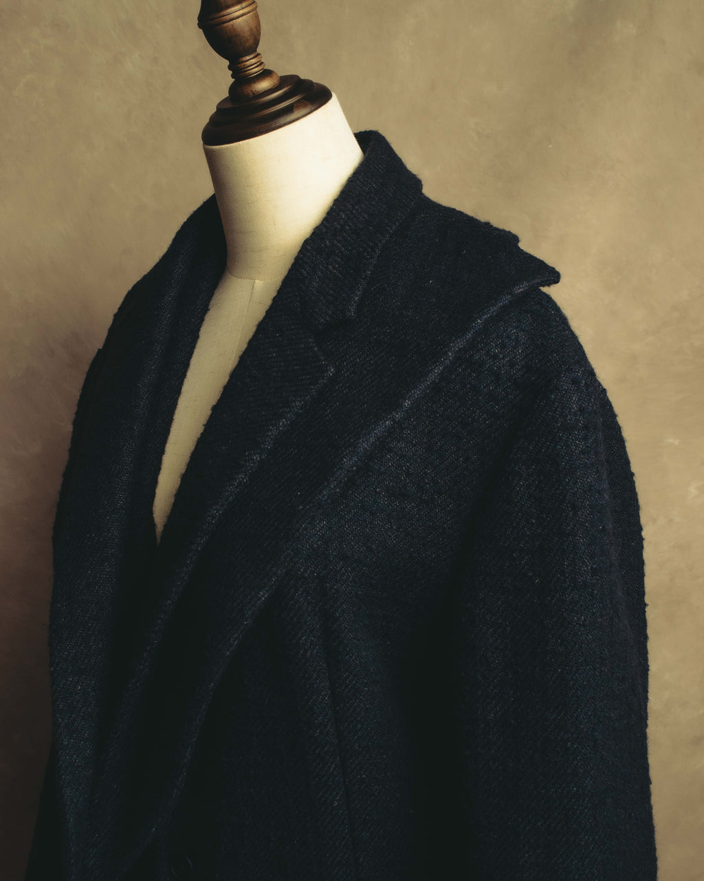 "BOTTEGA VENETA"  Late 90's-early 00's textured tailored short coat