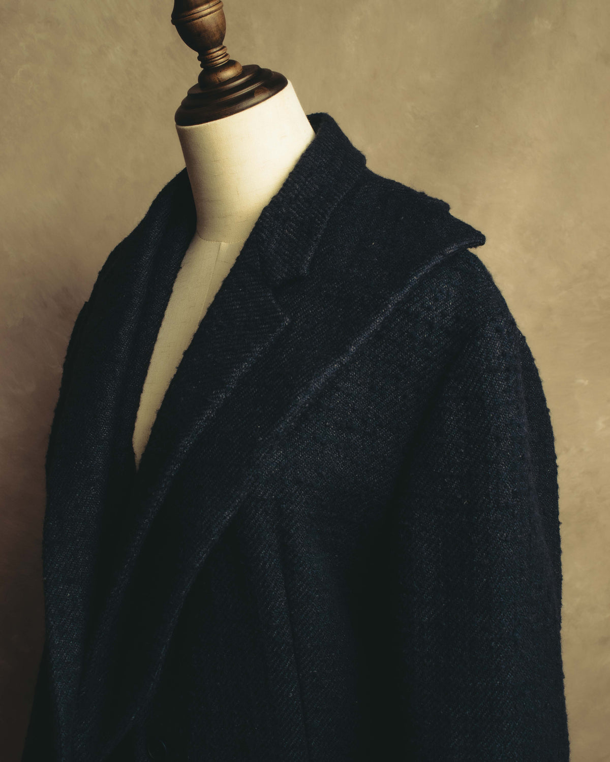 "BOTTEGA VENETA"  Late 90's-early 00's textured tailored short coat