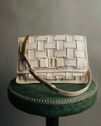-SPECIAL- “Salvatore Ferragamo” 2020-2022 Woven vara chain shoulder bag