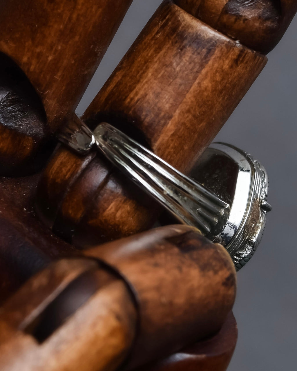 "Victorian cameo locket ring watch"