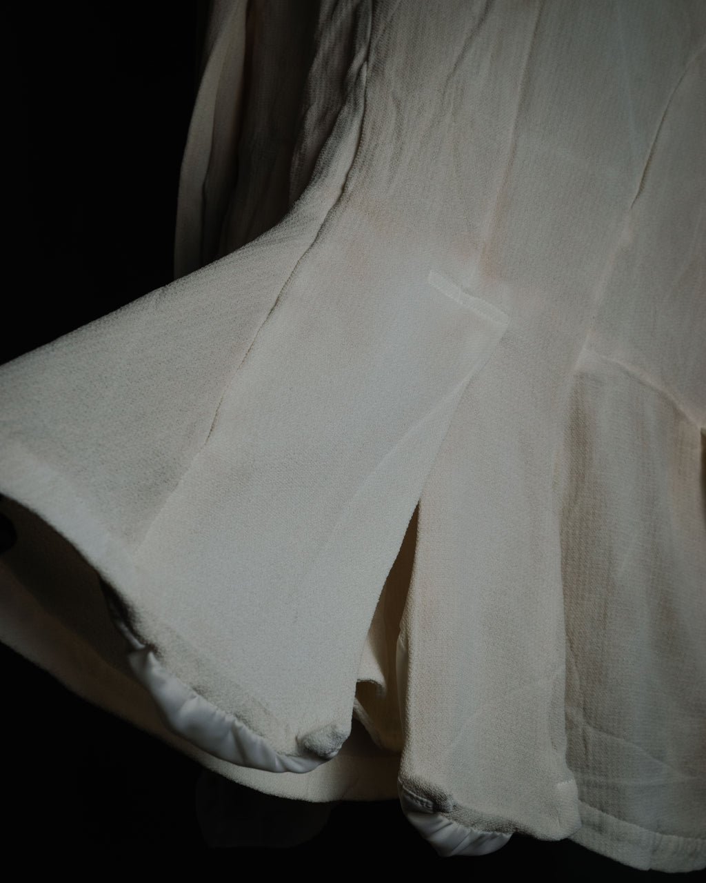 “robe de chambre COMME des GARÇONS” 90’s Textured stand collar concealed front jacket