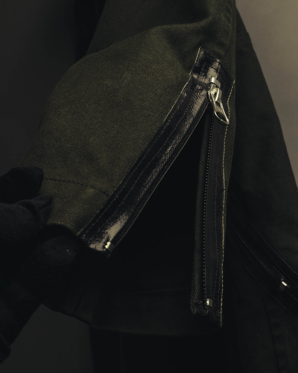 -SPECIAL- "COMME des GARÇONS HOMME" 03AW Asymmetric zip long coat