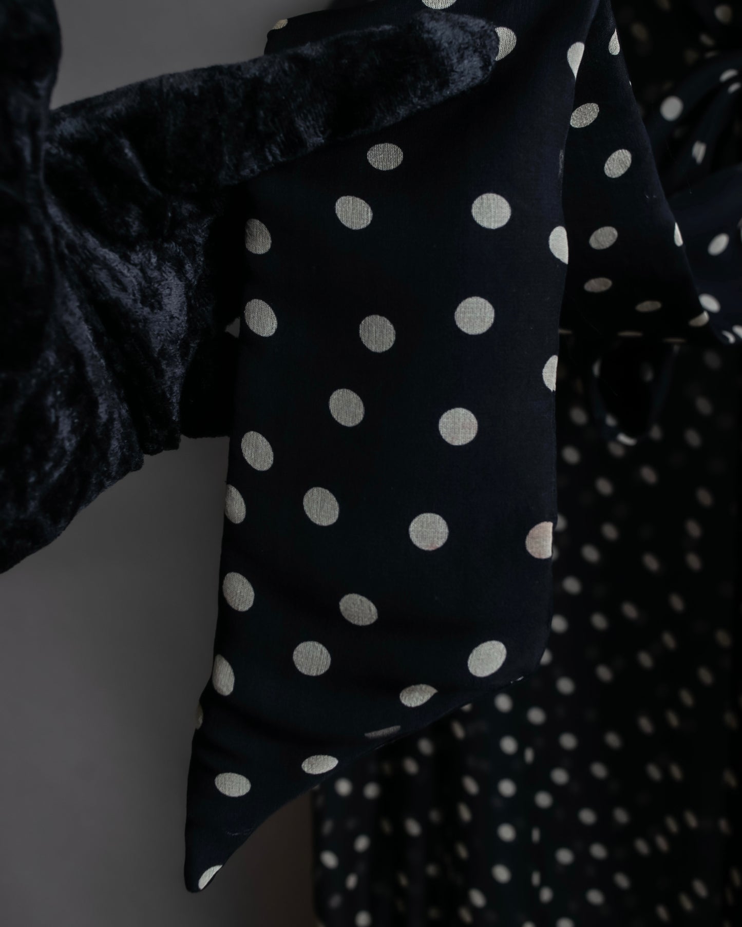 "Saint Laurent Paris 2020"
Ribbon detail polka dot pattern sheer shirt