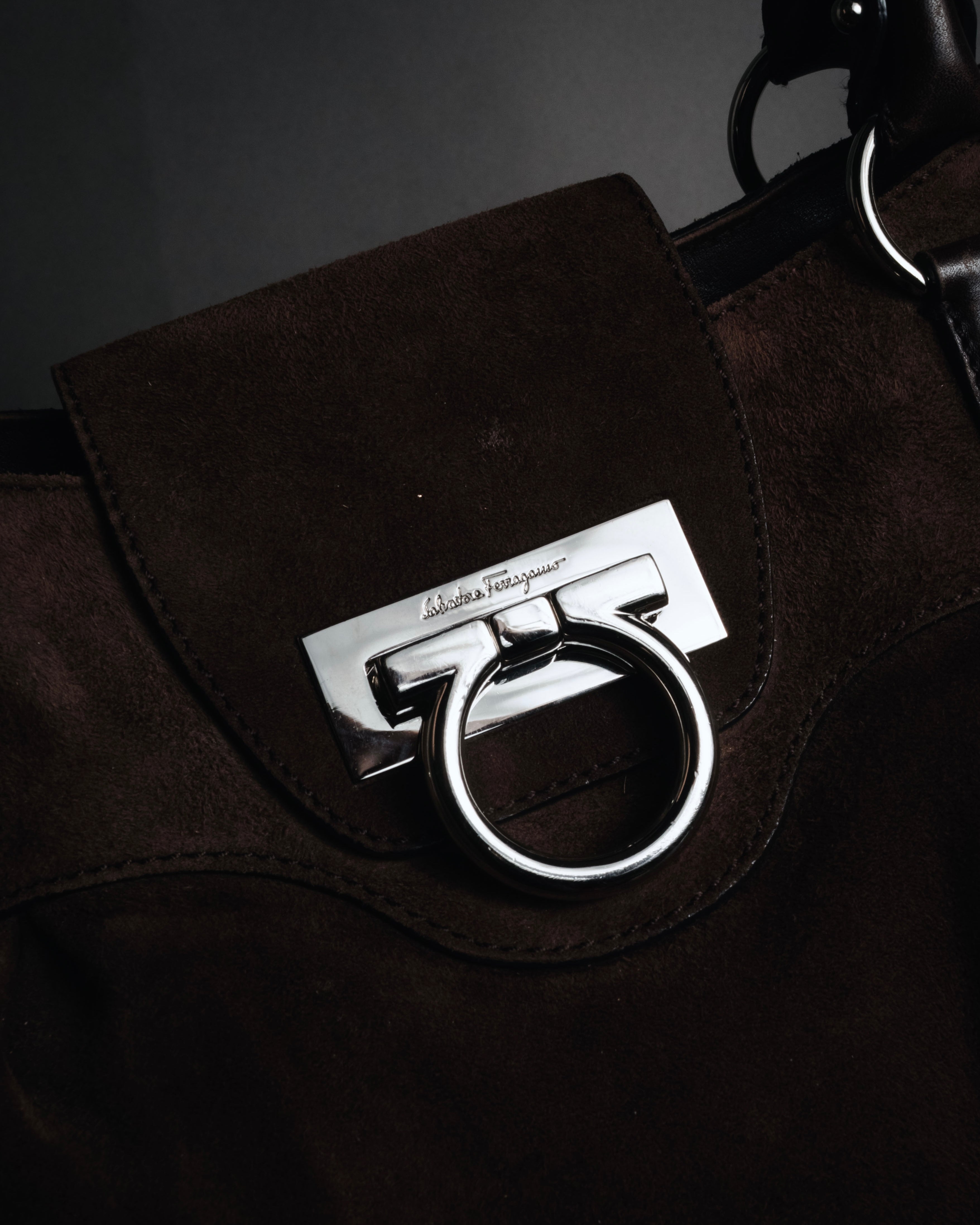 "Salvatore Ferragamo" 00’s suede gancini gathered bowling bag