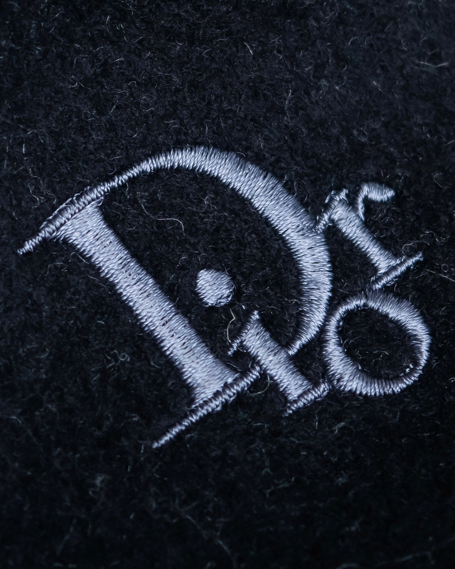 "Christian Dior" Reversible design logo engraved muffler