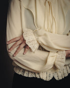 -SPECIAL- “VALENTINO” 1998-2008 Silk ruffled lace bow blouse