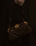 –SPECIAL– "VALENTINO GARAVANI"
00’s Jeweled frame leather bag