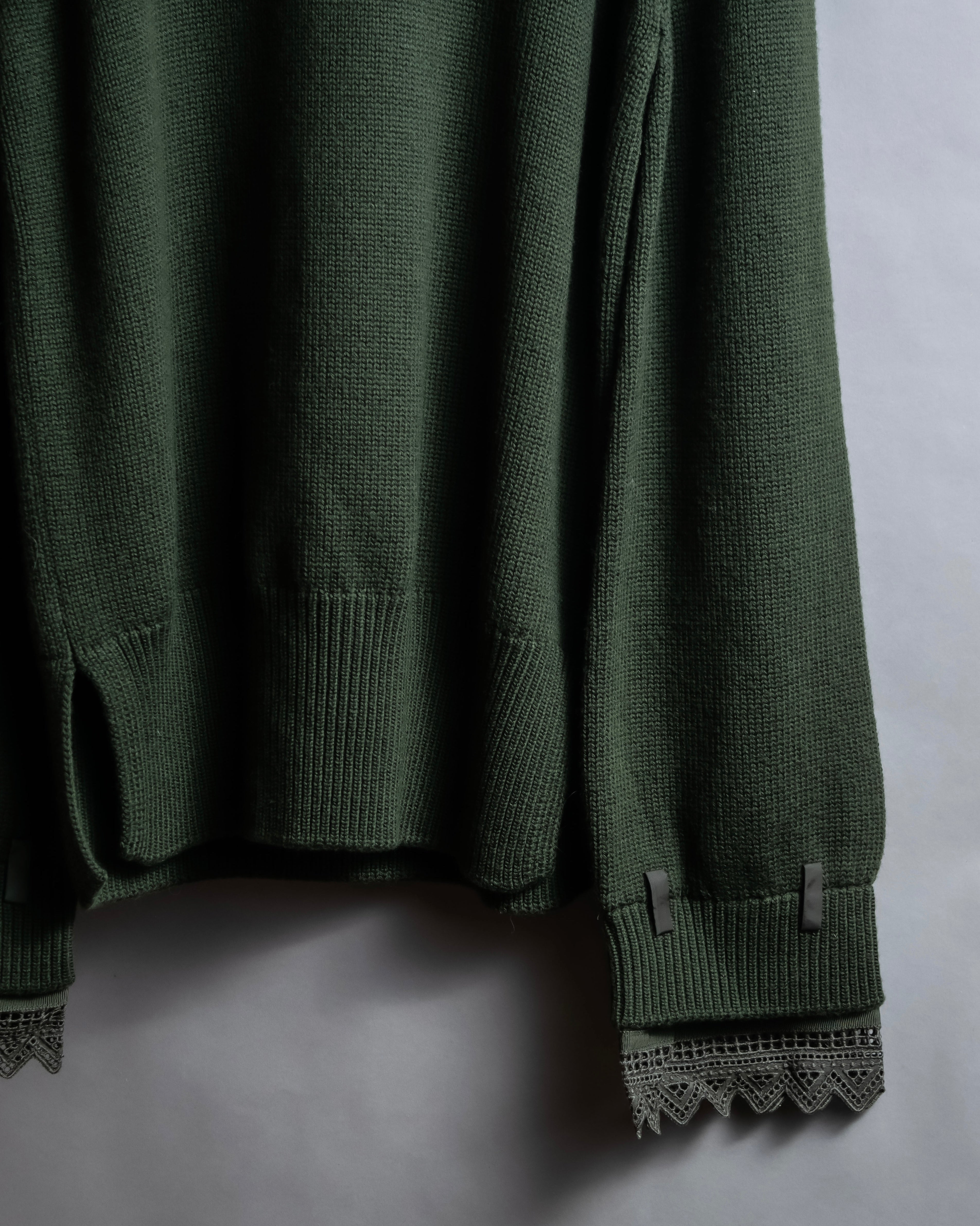"MONCLER" Relaxed fit high neck lace change knit