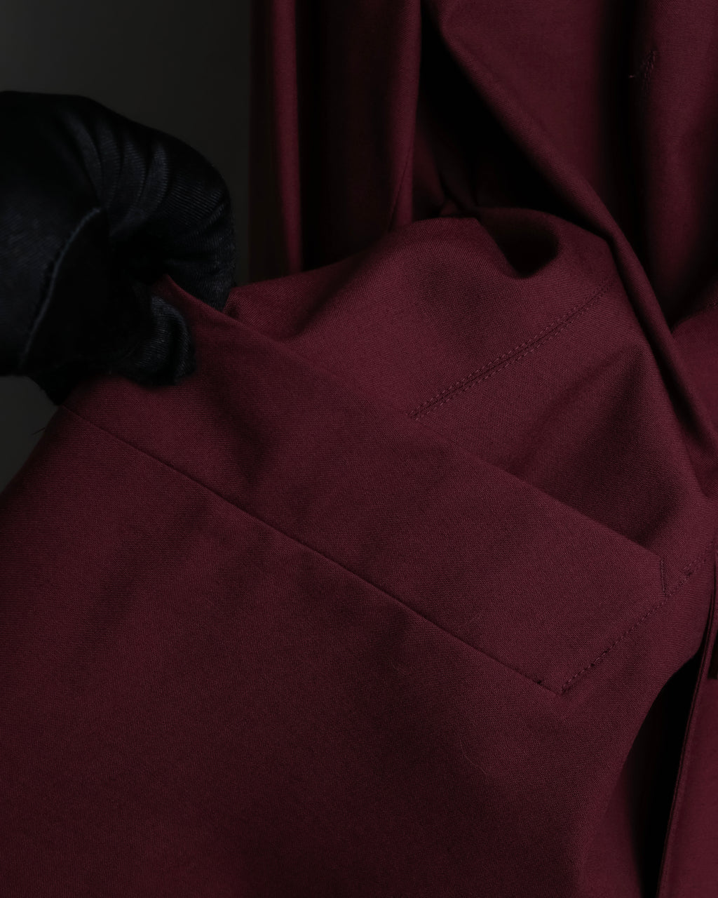 "JEAN PAUL GAULTIER FEMME"
Bordeaux color peaked lapel wool tailored jacket