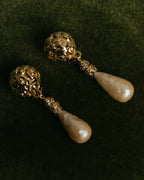 "Yves Saint Laurent" 80's-90's Pearl clip on drop earrings
