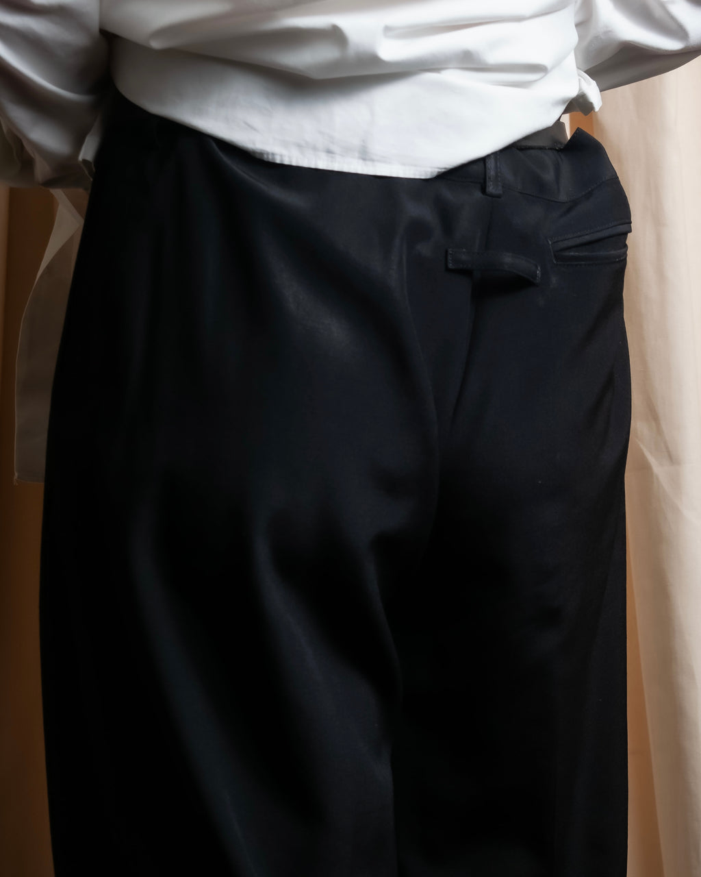 "JEAN PAUL GAULTIER FEMME"
 High-waisted straight draping slacks