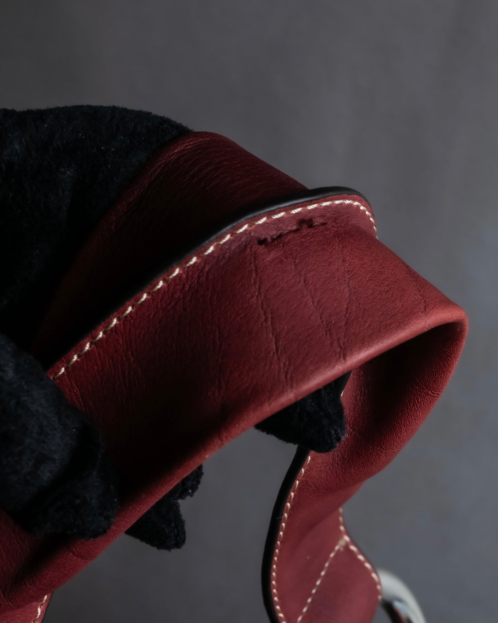 "SEQUOIA" Bordeaux color suede one-handle bag