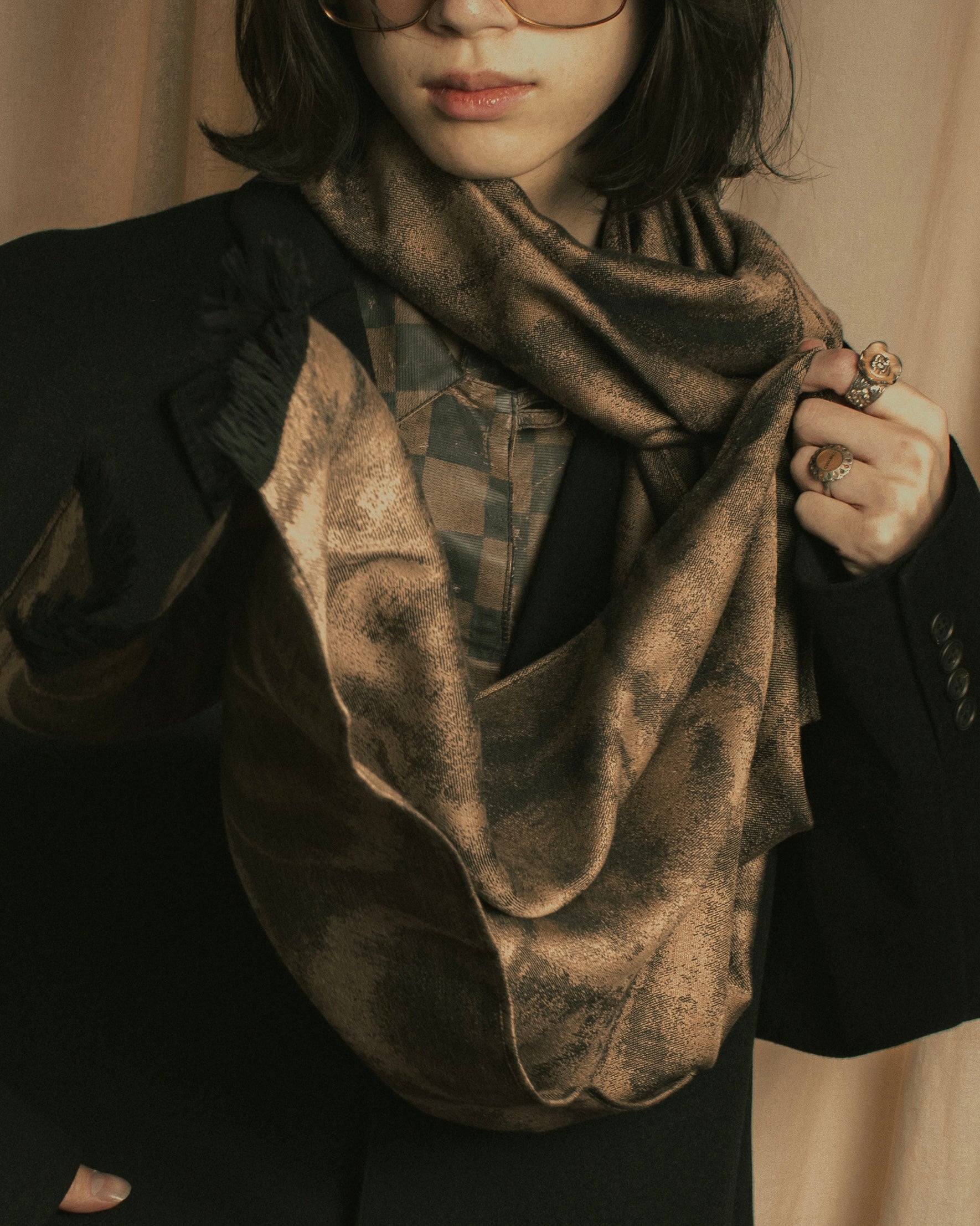 -SPECIAL- "Christian Dior"
90's-00's Abstract Expression Pattern Large Stole