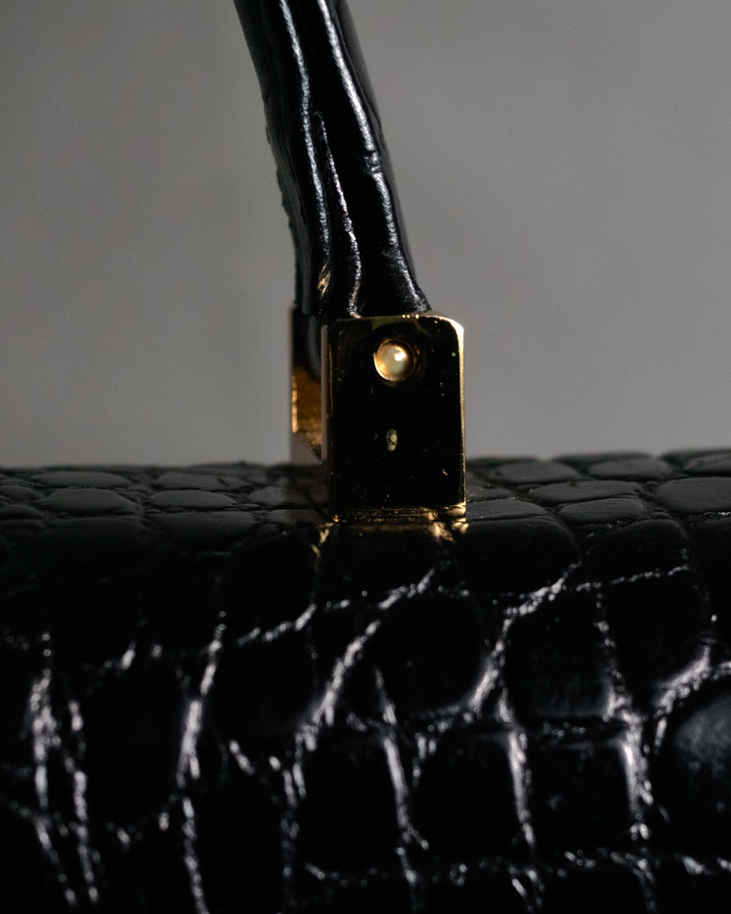 "Yves Saint Laurent" 90’s croc embossed whipstitch trapeze handbag