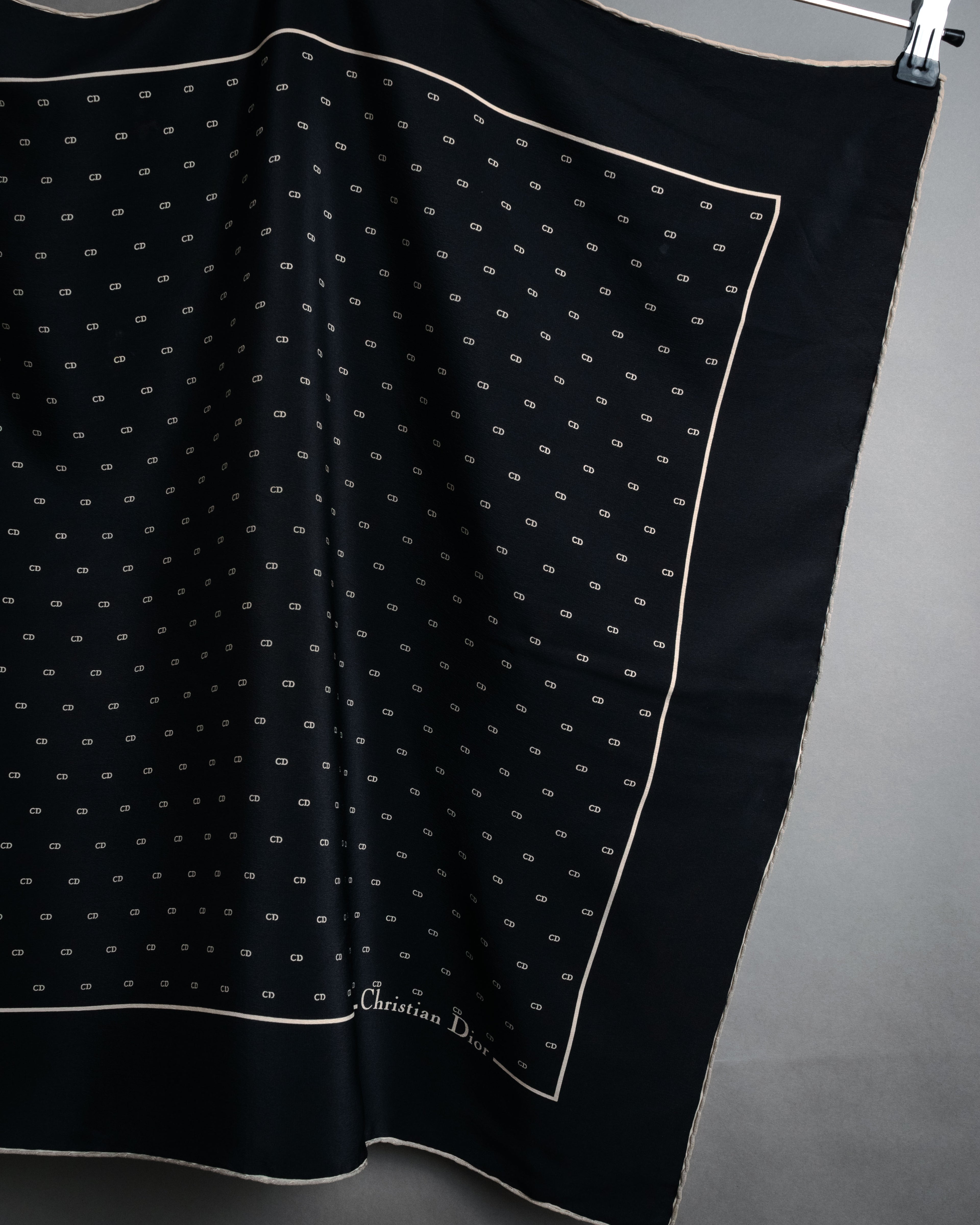 “Christian Dior” 90’s CD monogram silk scarf
