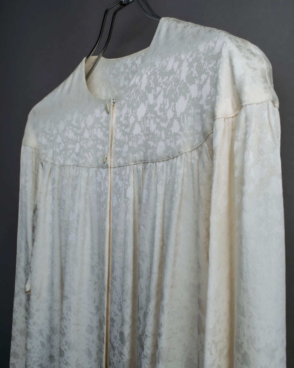 "Christian Dior" Shiny off-white shirt