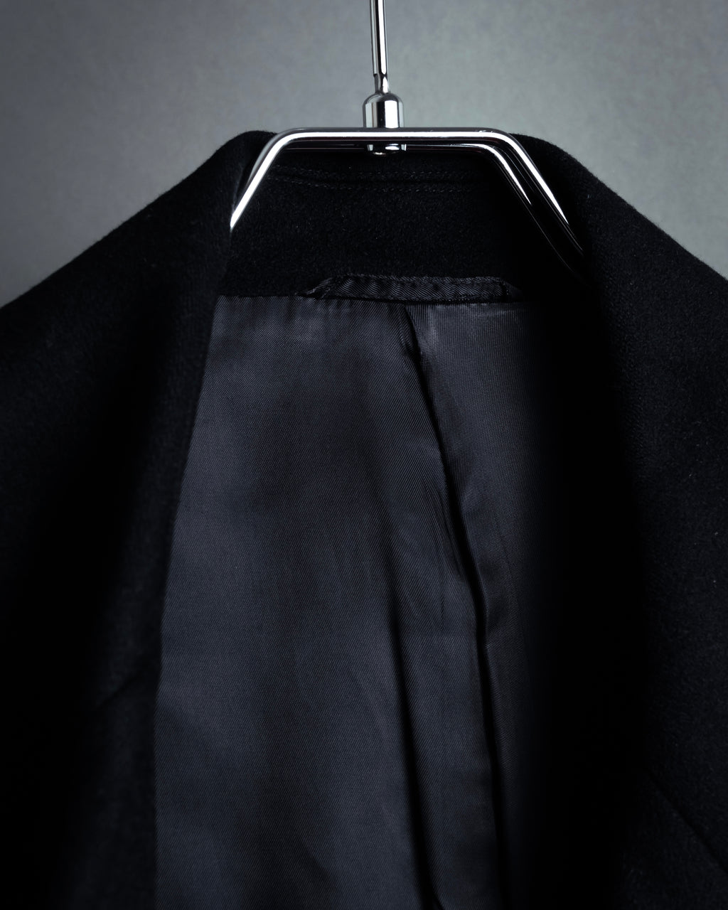 "PIERRE BALMAIN" Classic tailoring 100% cashmere chester coat