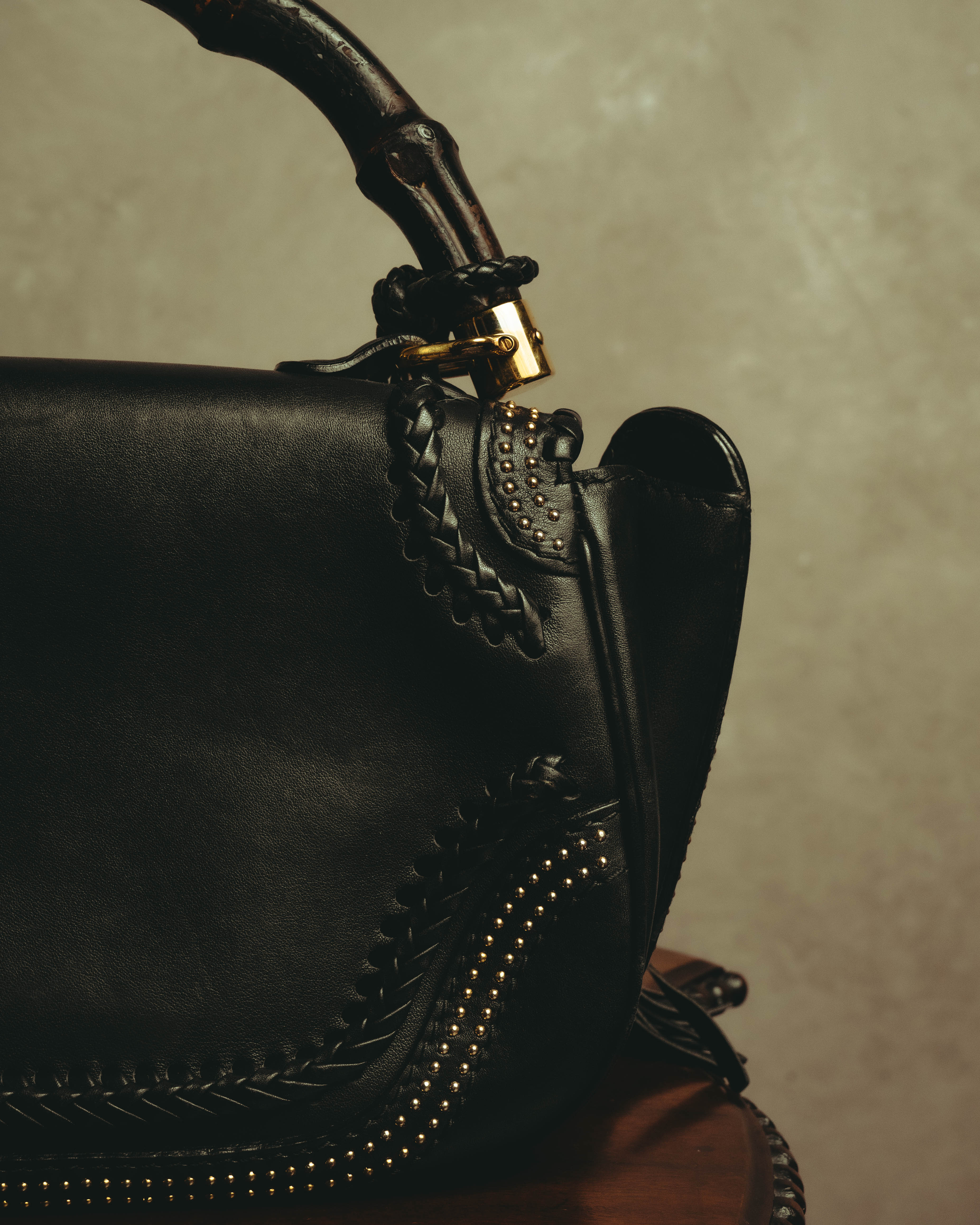 –SPECIAL– "GUCCI" 10's Embellished bamboo leather handbag