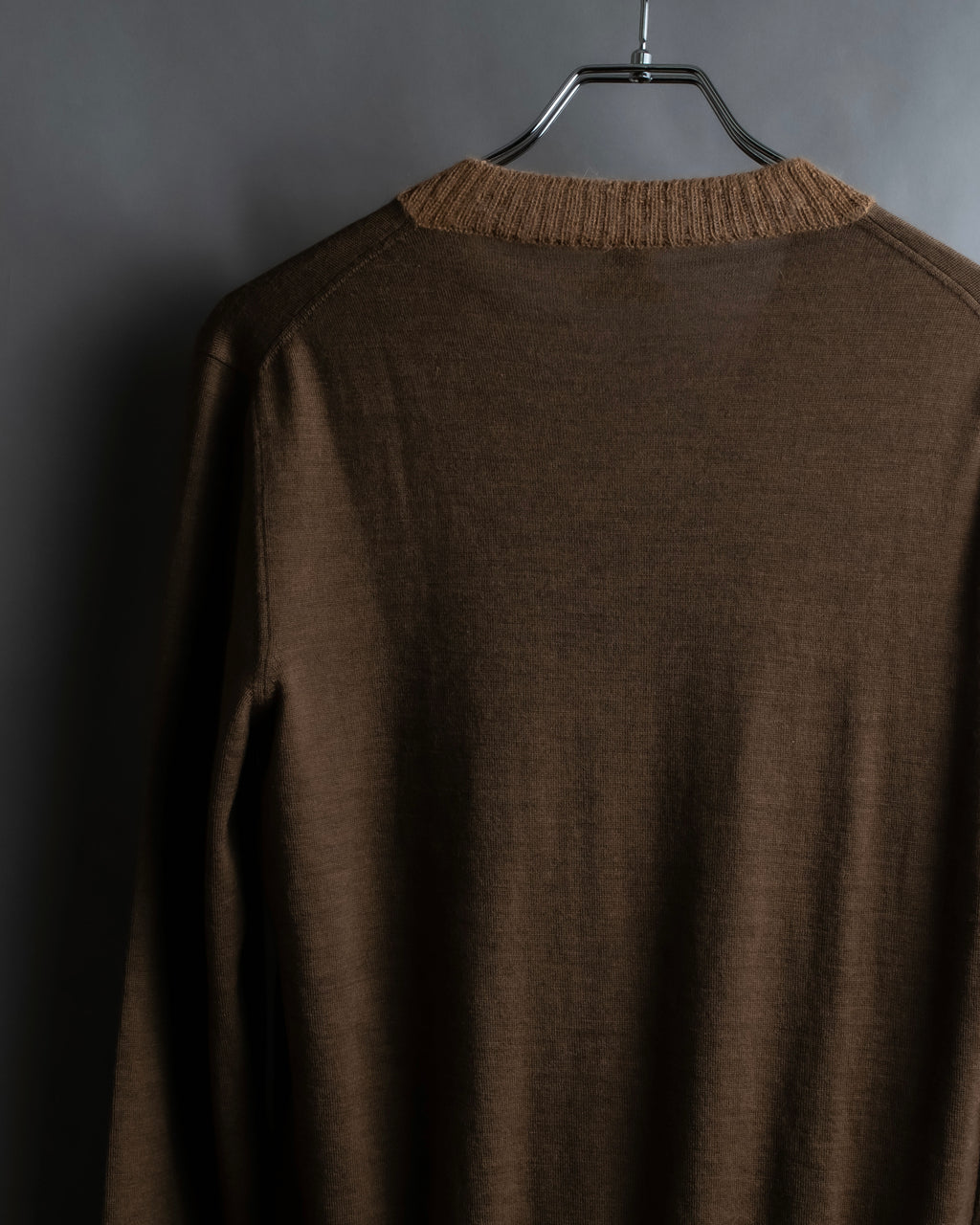 "HERMES" Gaultier period H logo engraved V-neck knit