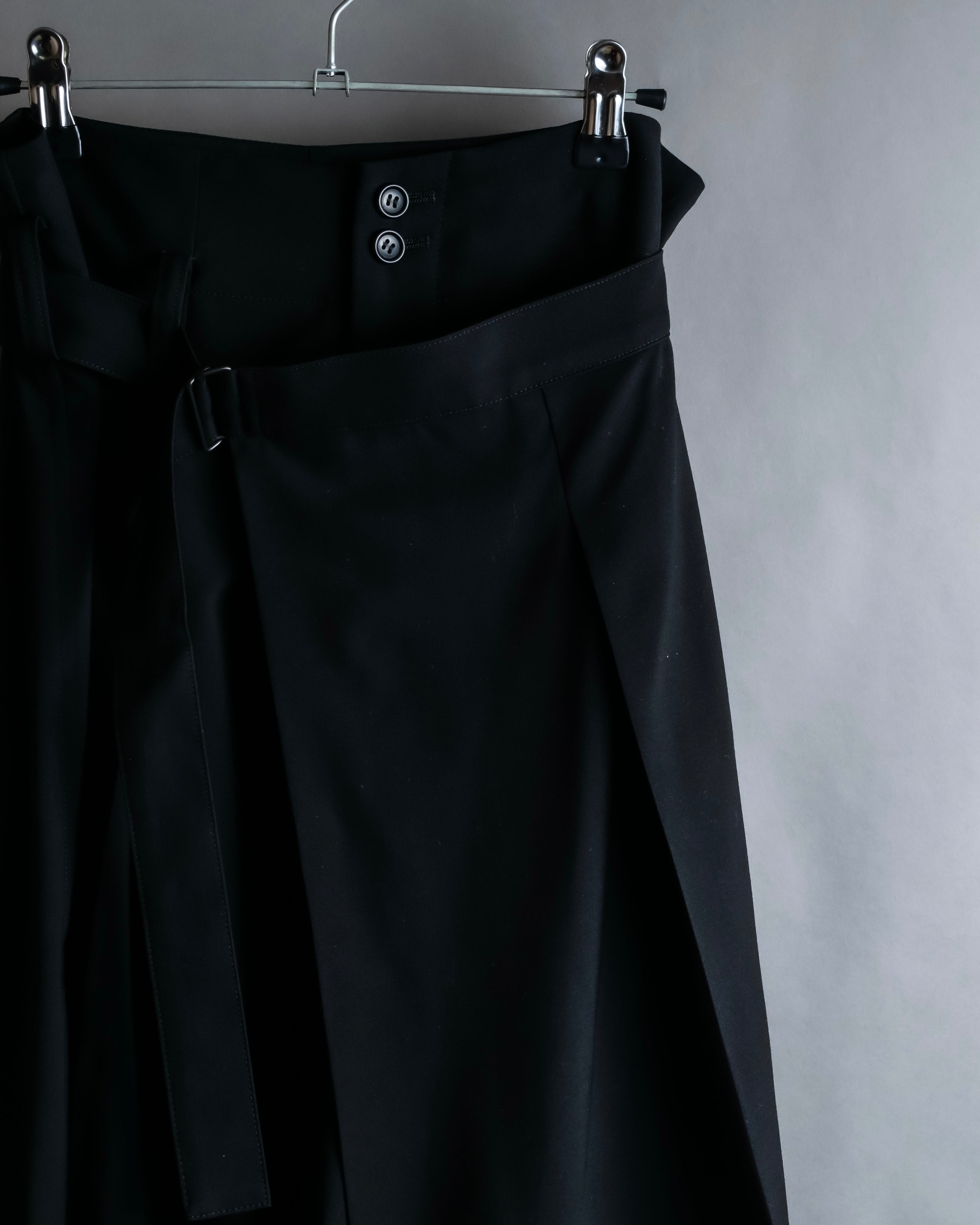 "YOHJI YAMAMOTO +NOIR" Asymmetrical slit sarouel slacks