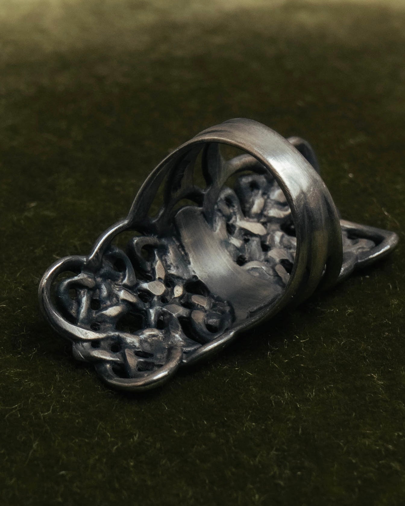 SPECIAL- “Jean Paul Gaultier“ 90's-00's oxidized silver knot ring