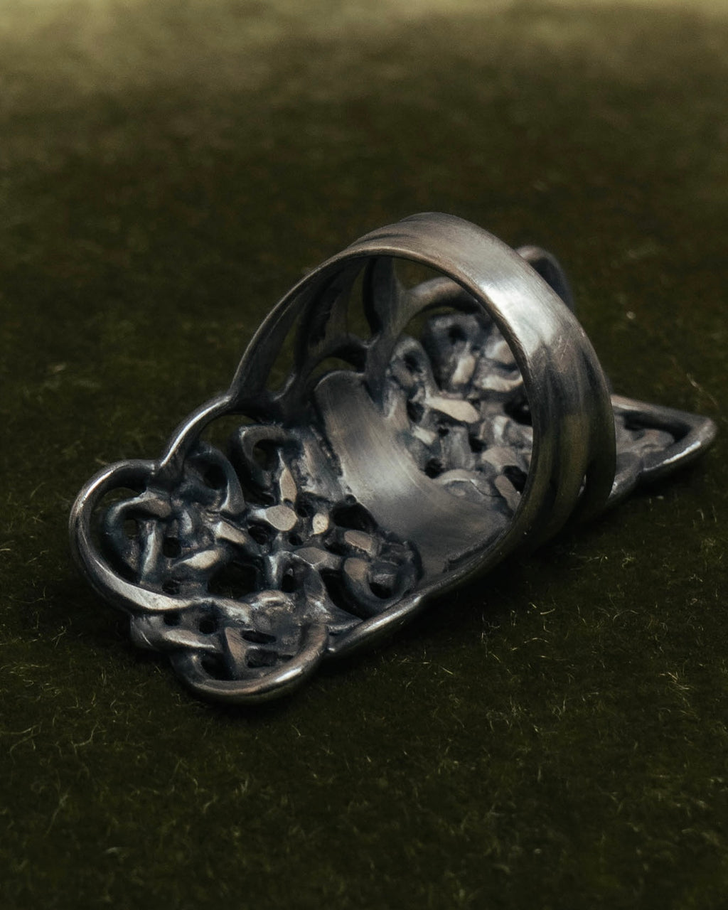 -SPECIAL- “Jean Paul Gaultier“ 90’s-00’s oxidized silver knot ring