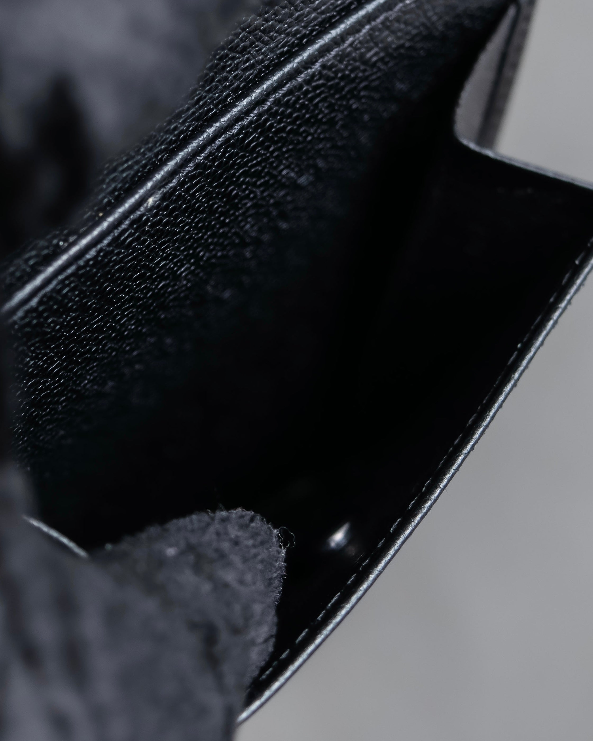 "YVES SAINT LAURENT" Cassandra logo engraved leather bi-fold wallet