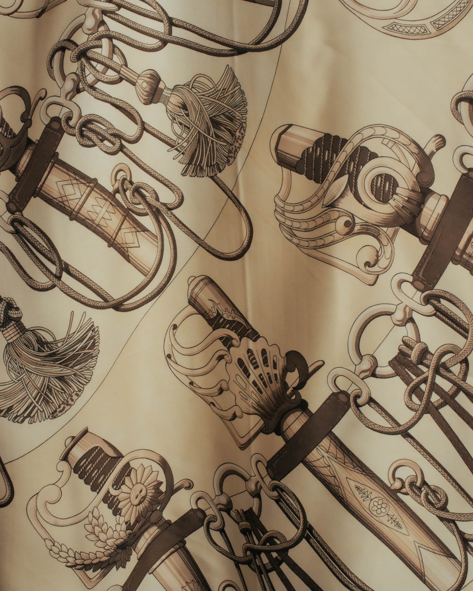 "Hermès" Cliquetis、J. Abadie silk scarf