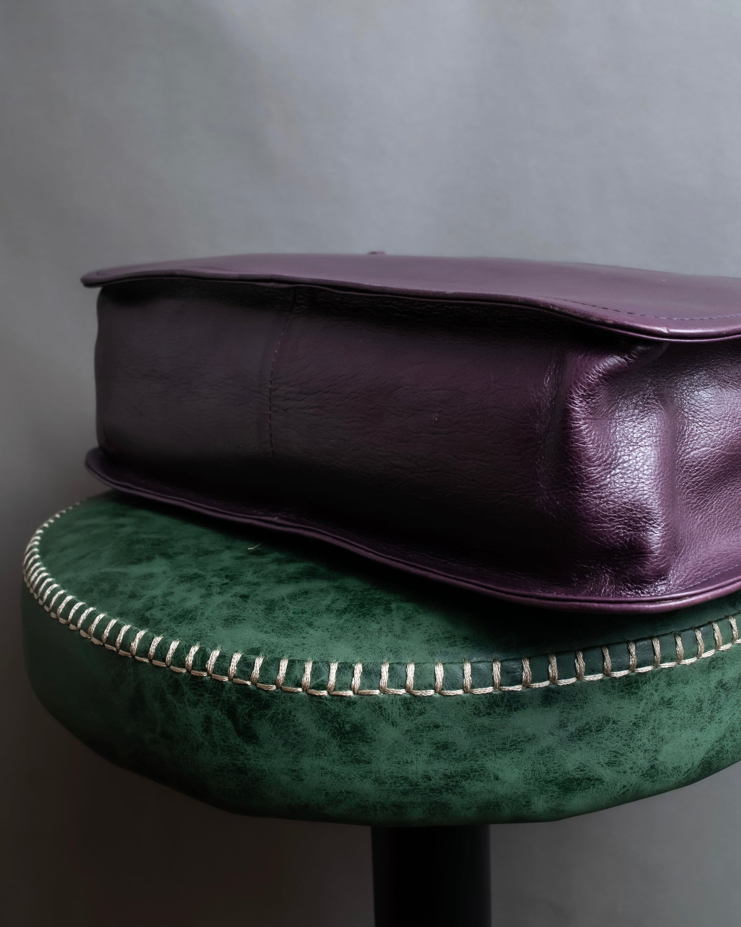 "JEAN PAUL GAULTIER" Horizontal star＆moon chain design purple leather bag