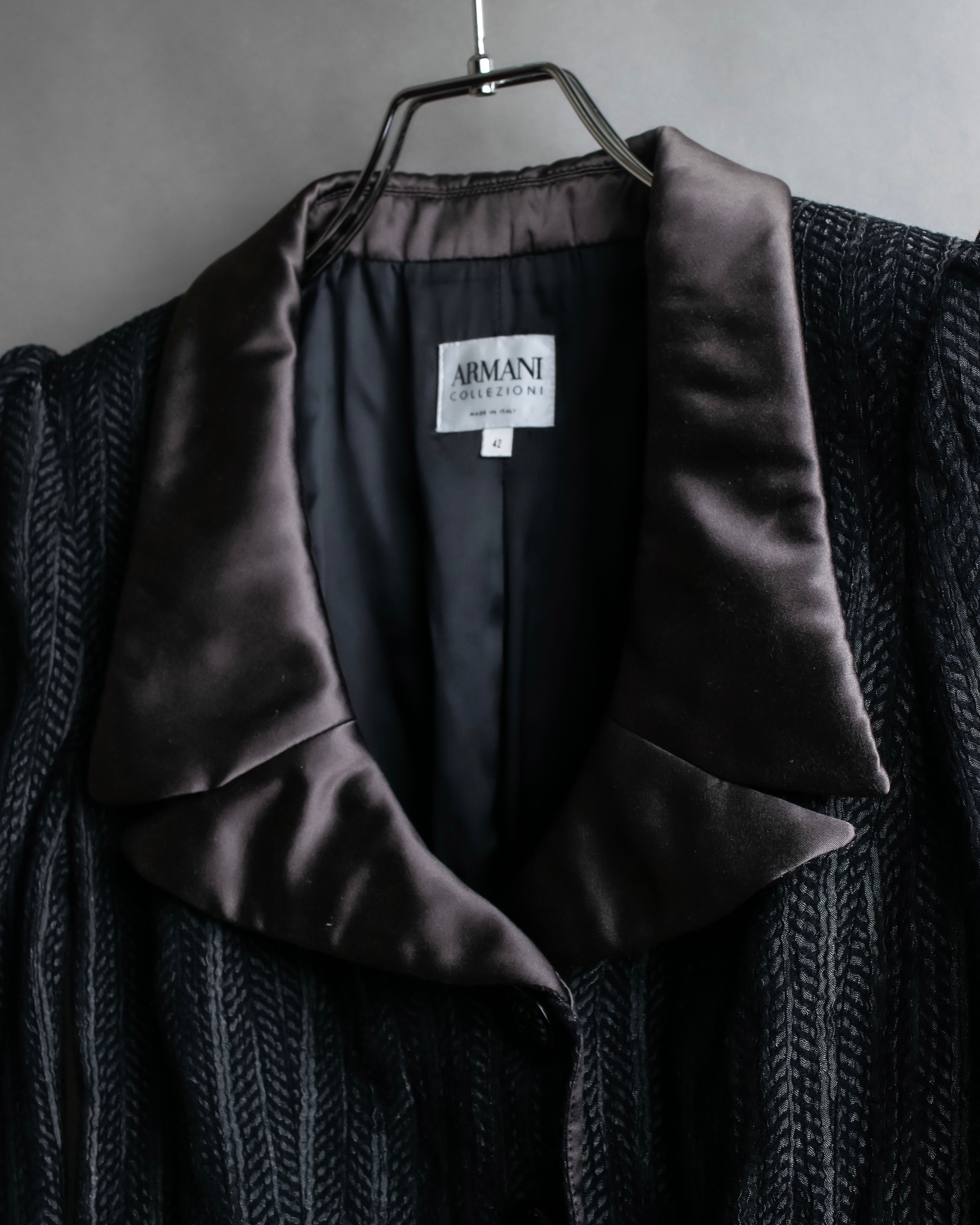 "ARMANI COLLEZIONI" Satin switch design knit tailored jacket