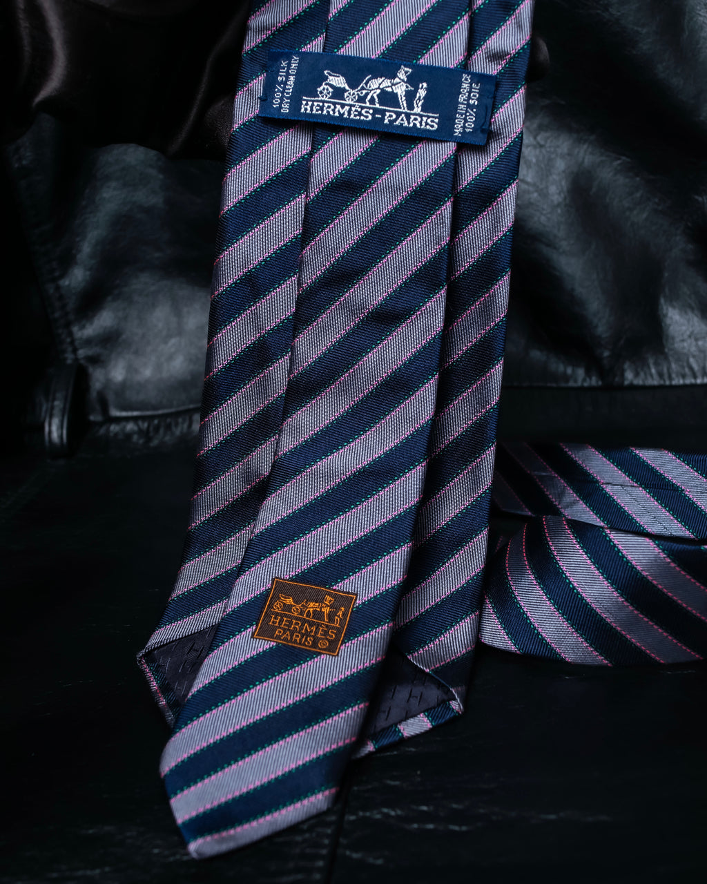 "HERMES" Pink accent regimental tie