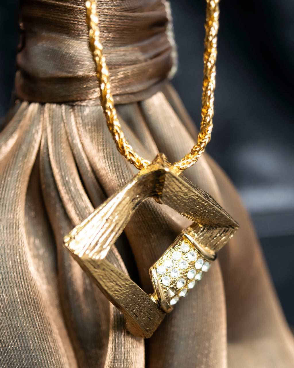 "YVES SAINT LAURENT" rhinestone motif gold necklace