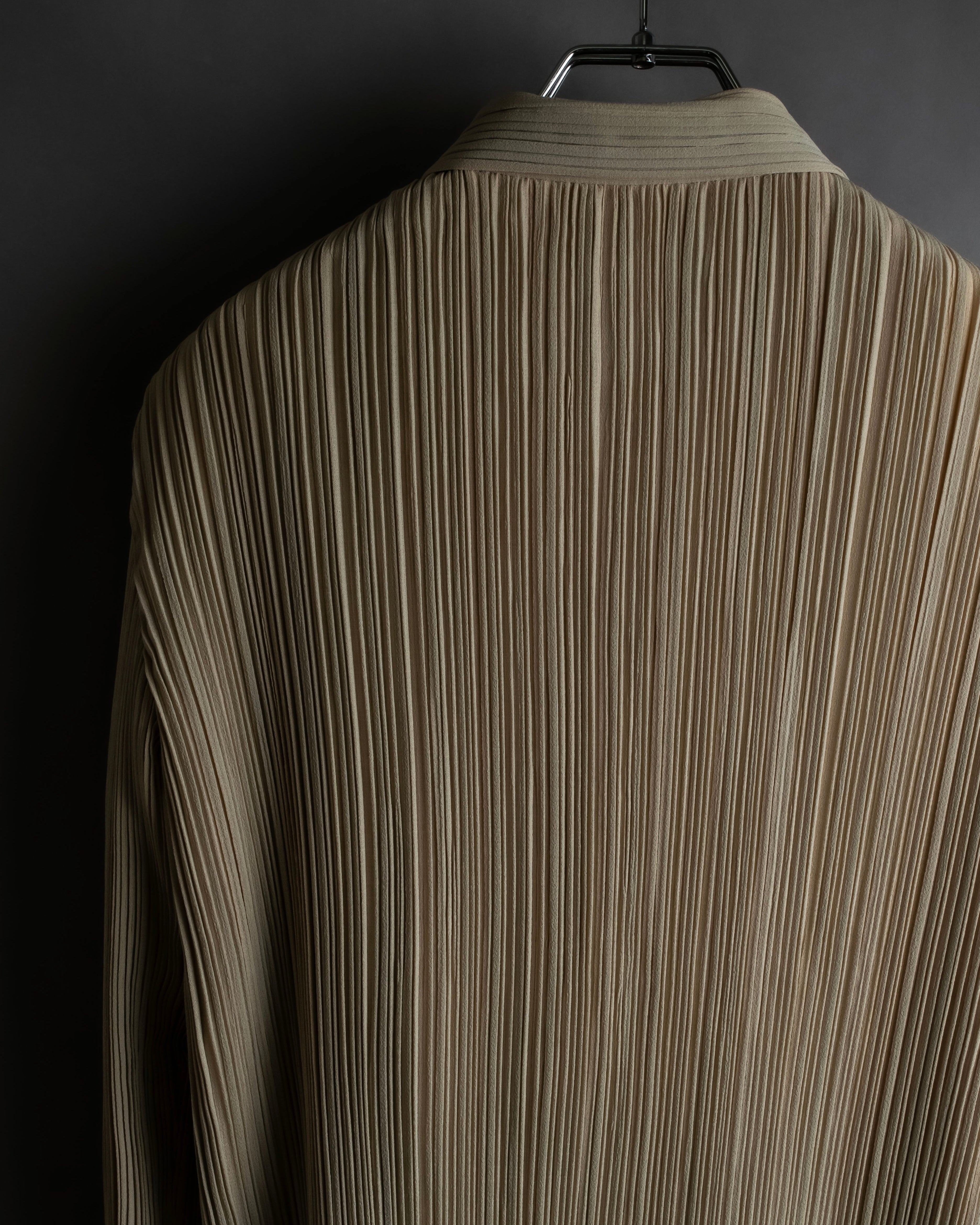 "ISSEY MIYAKE" Fine pleated shirt jacket