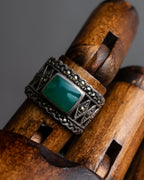 "Vintage green stone top silver ring"