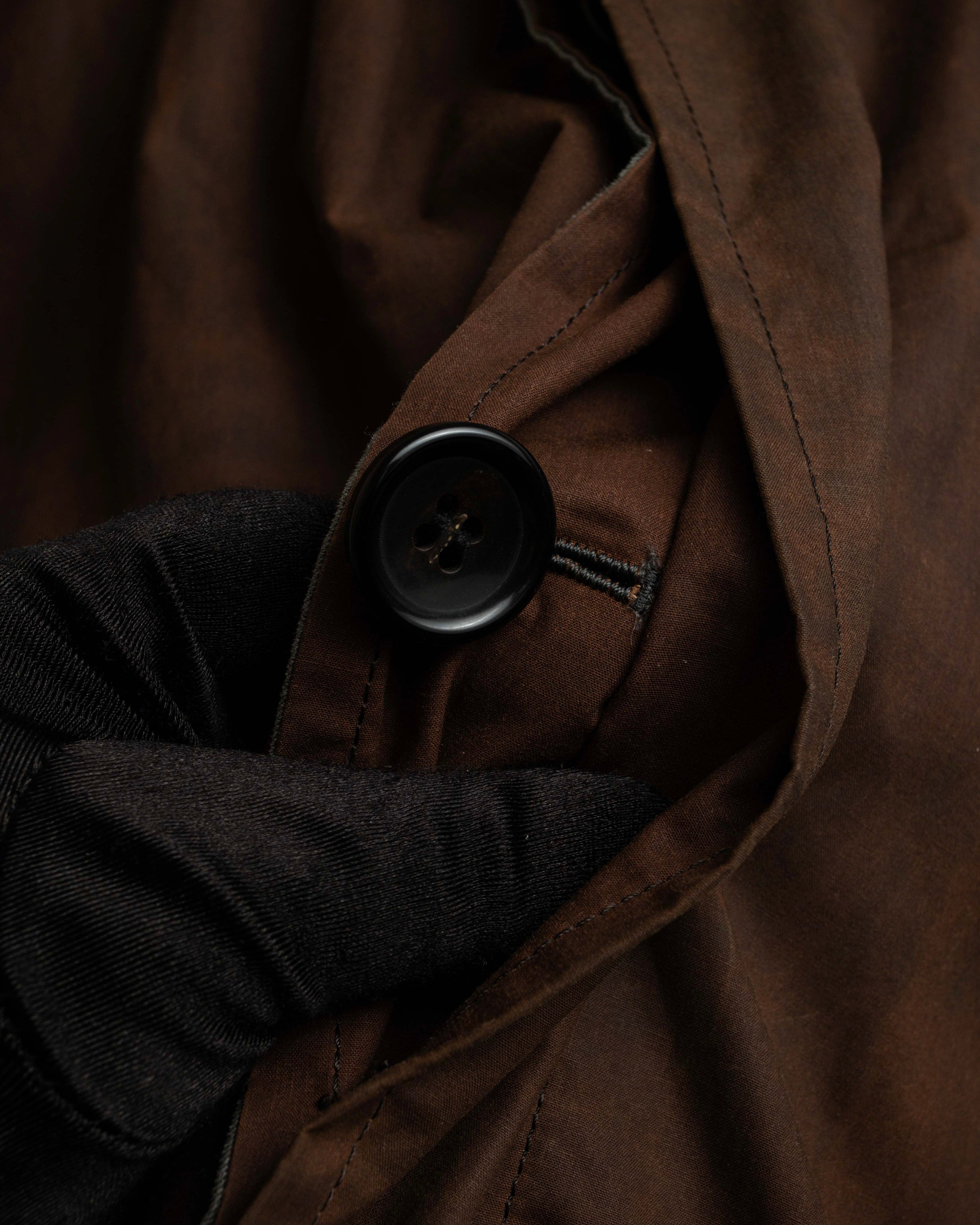 "COMME des GARCONS HOMME"
03AW corduroy collar design stand collar long coat