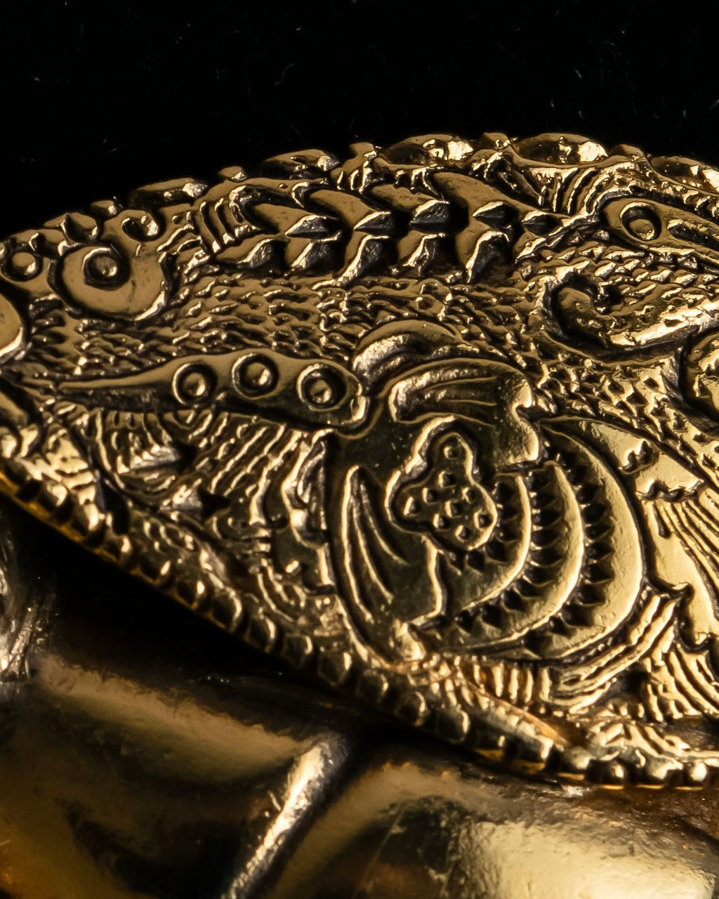 "Christian Dior" Bee motif gold brooch