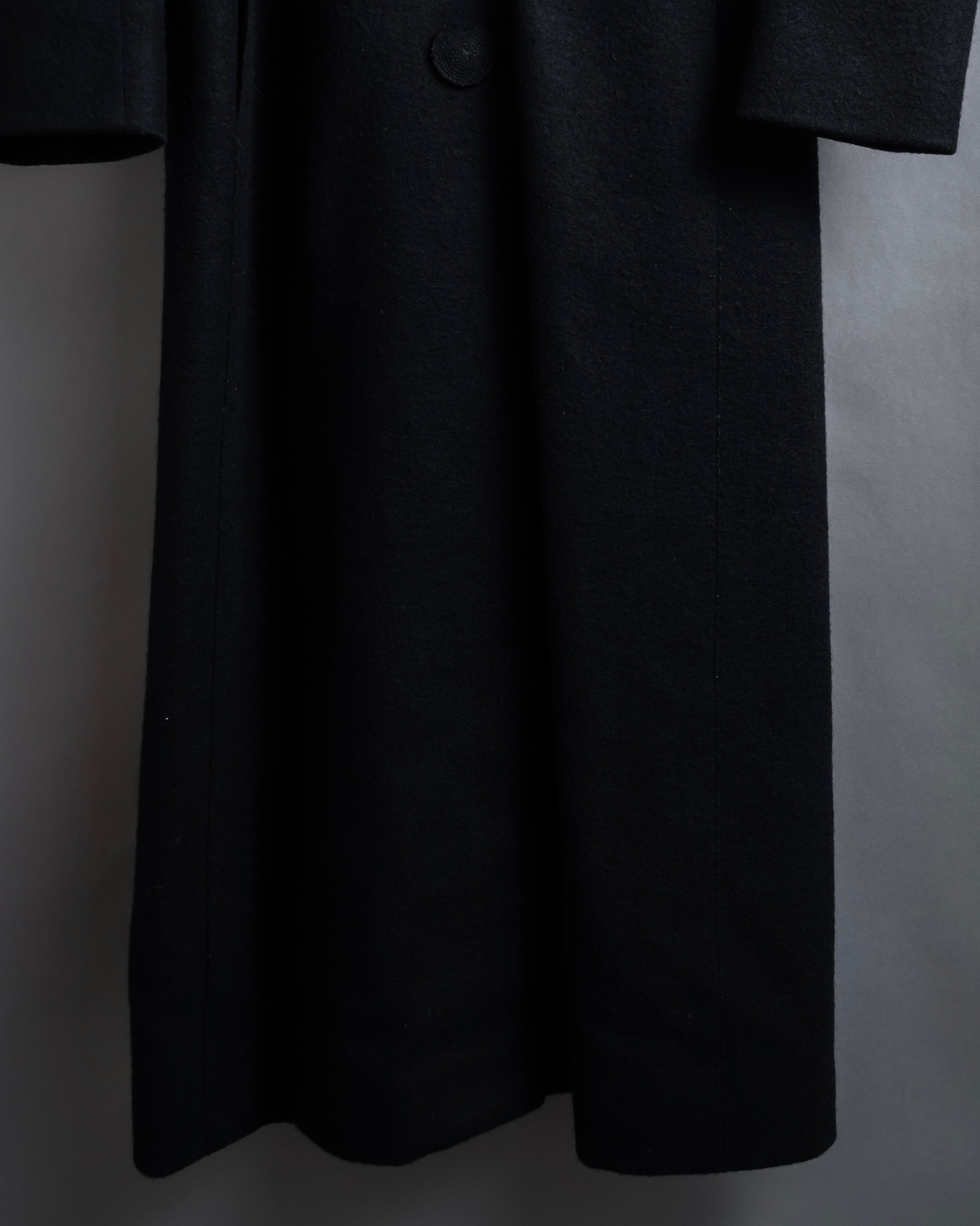 "Marc Jacobs" A soft flowing flared silhouette long coat