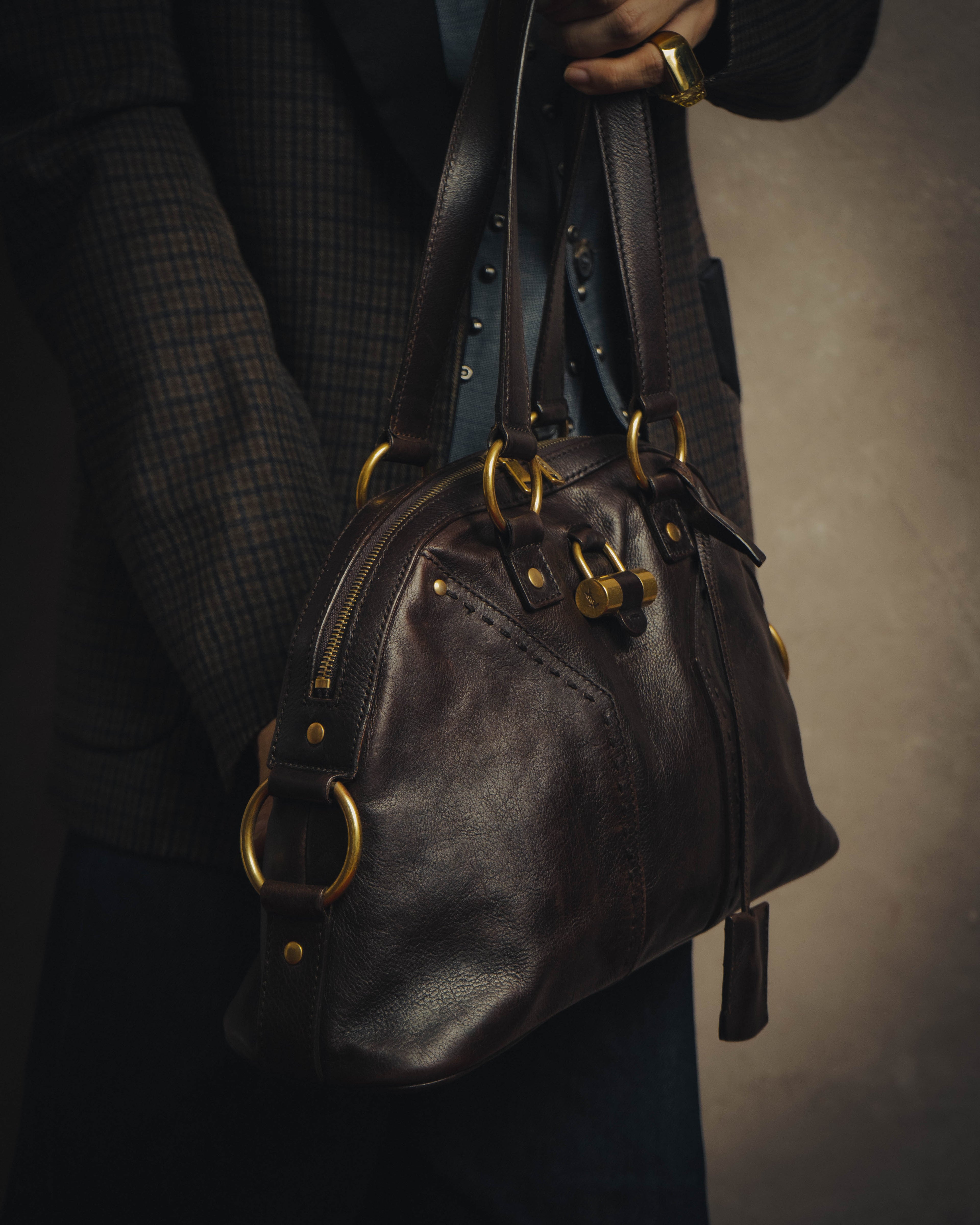 -SPECIAL- “Yves Saint Laurent” 00’s-10’s Muse leather handbag
