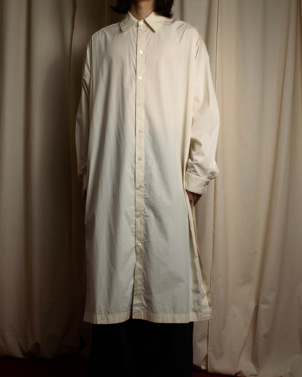 "LEMAIRE" Shoulder button design long shirt