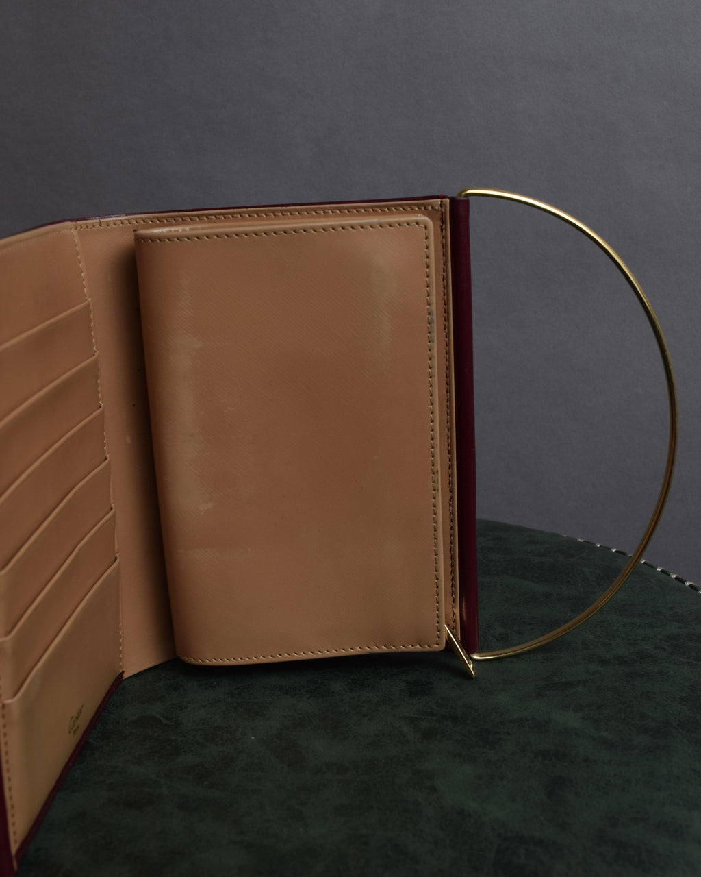 "Cartier" Curved handle design leather wallet bag
