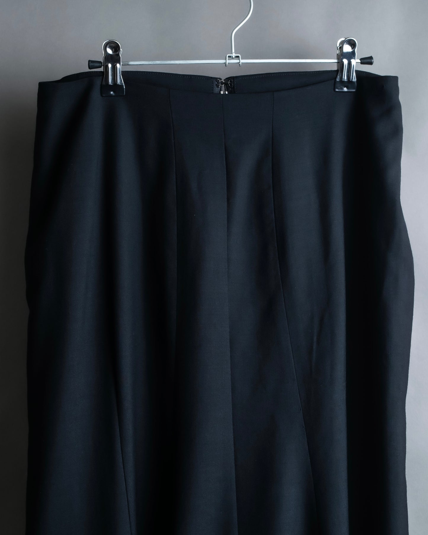 "Y's" Conceptual straight silhouette skirt