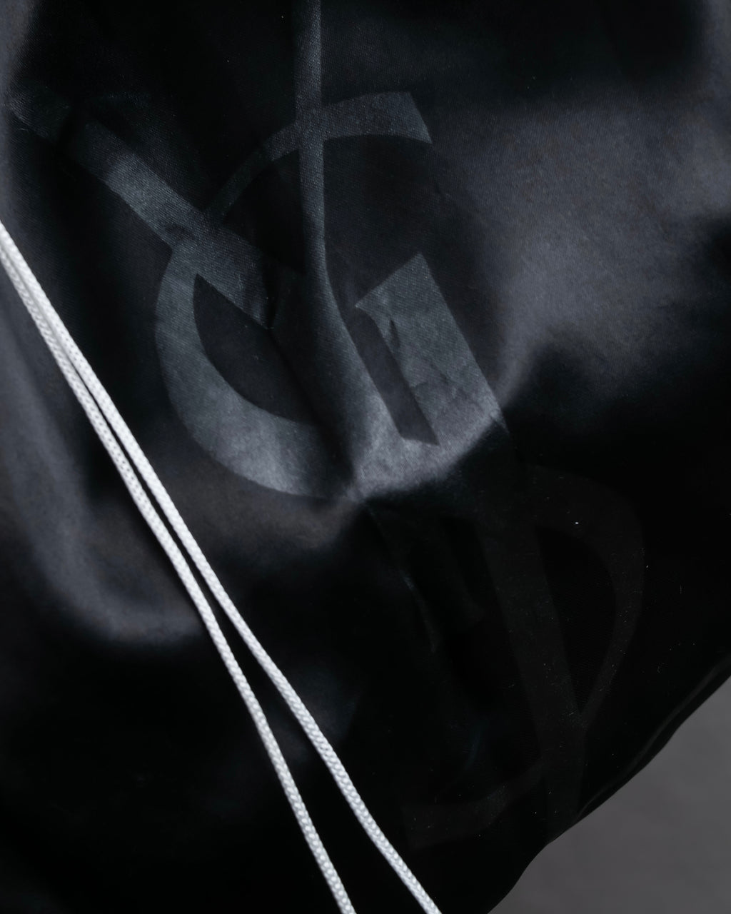 "YVES SAINT LAURENT" Silver parts design Muse toe leather bag