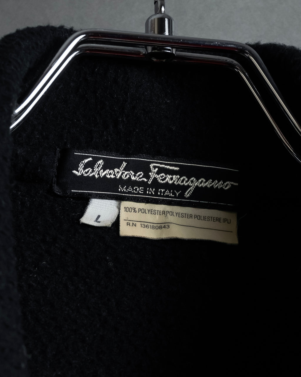 "Salvatore Ferragamo" 90's-00's Gancini motif design box silhouette jacket