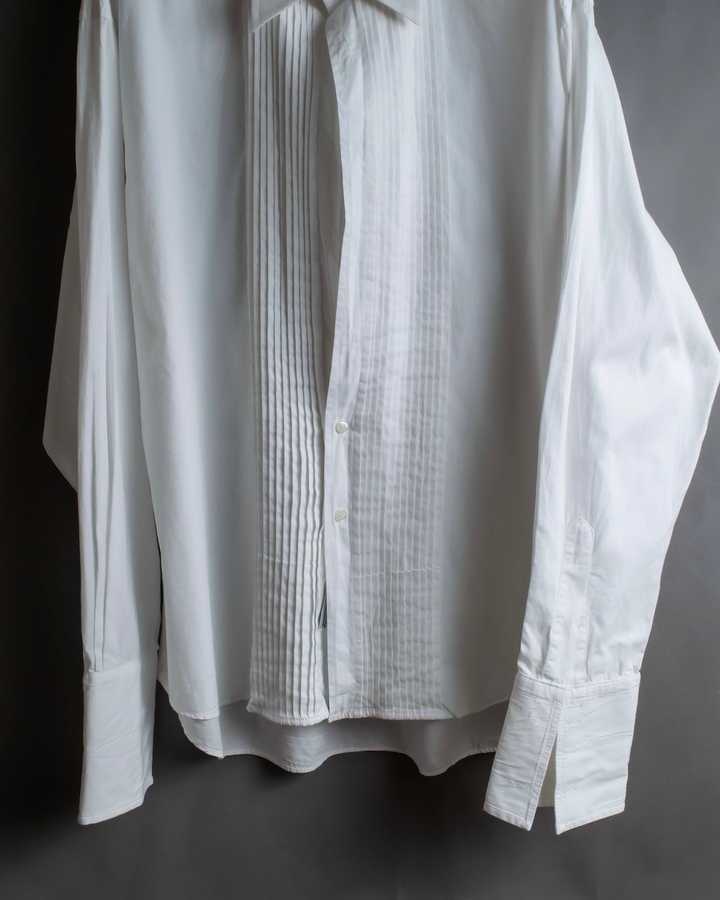 "Christian Dior" Pintuck design wide spread collar dress shirt