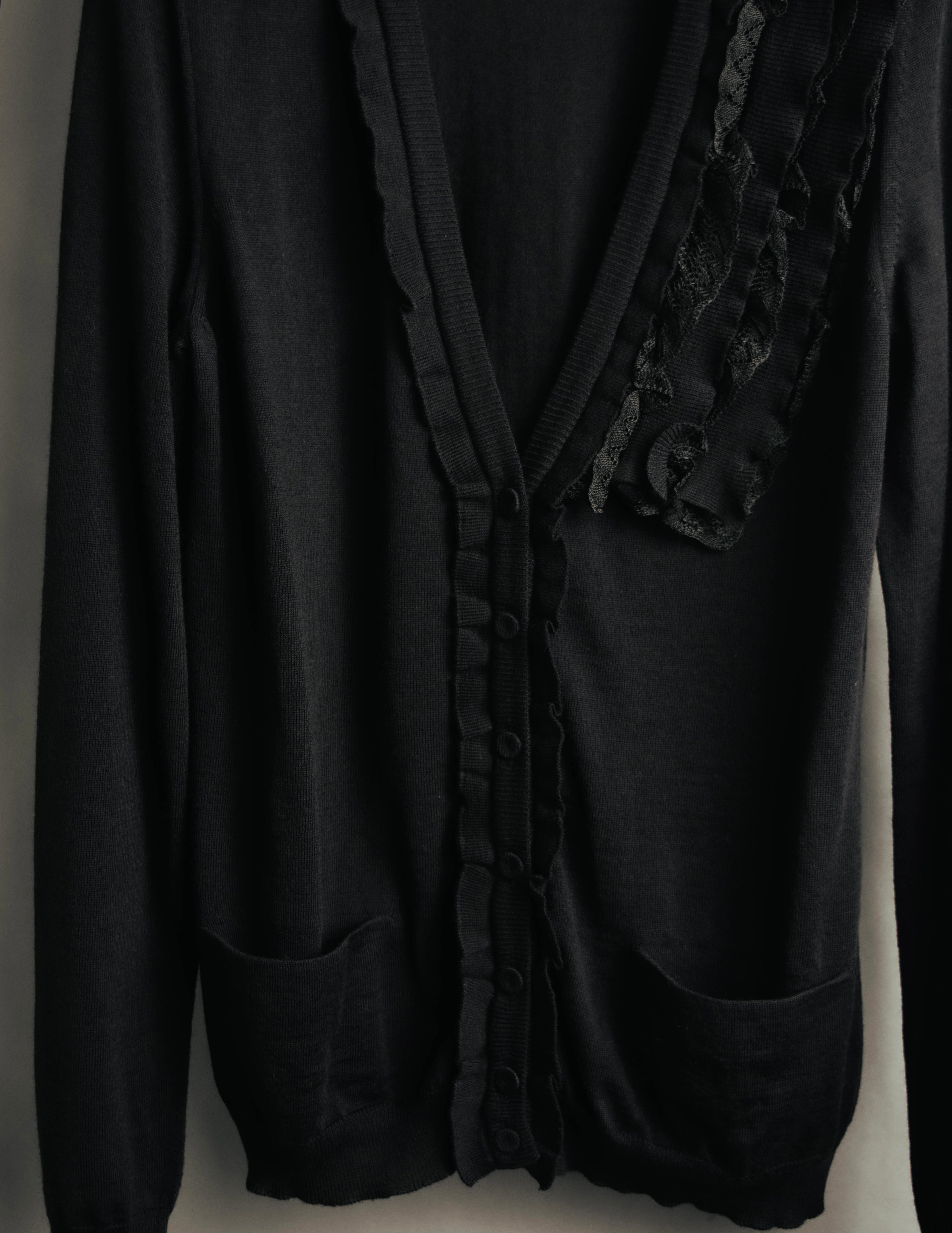 "RED VALENTINO" 10's Feminine merino wool knit cardigan