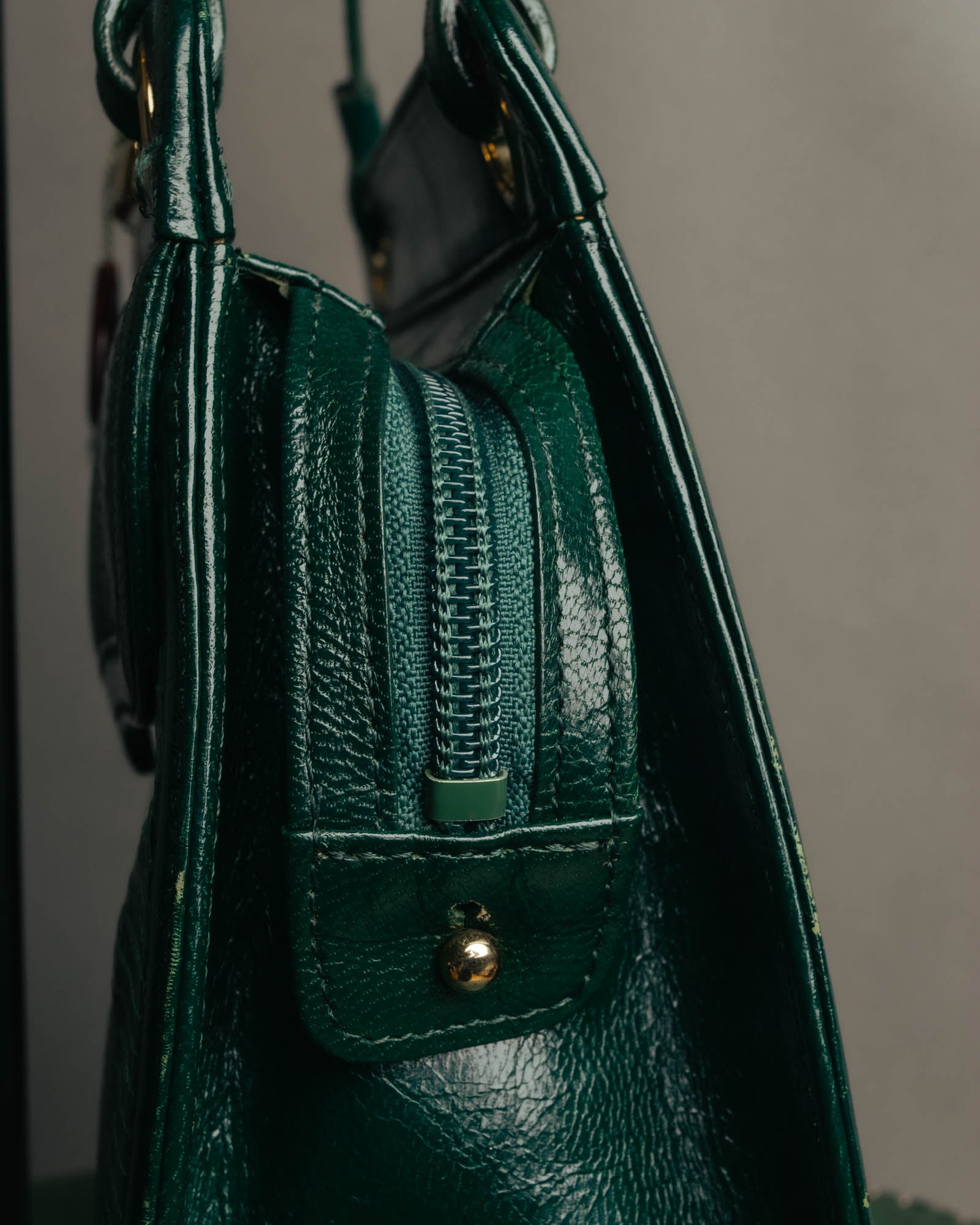 -SPECIAL- "Yves Saint Laurent" 80's-90's Glossy green exotic leather shoulder handbag