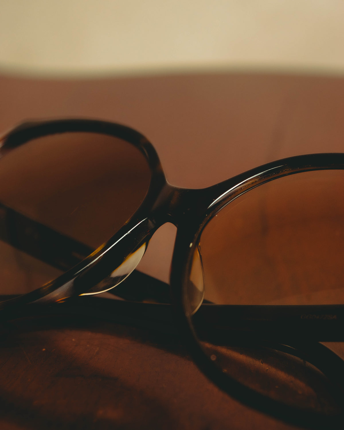 –SPECIAL– "GUCCI" 10's Retro oversized butterfly sunglasses