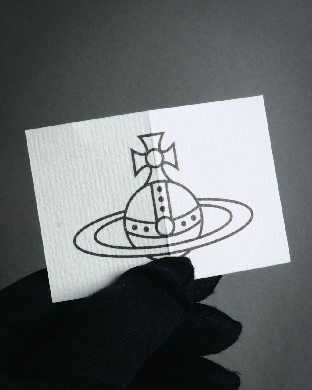 "Vivienne Westwood" Iconic orb motif open band ring